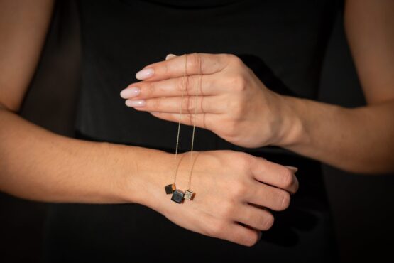 Κόσμημα από μάρμαρο Θάσου